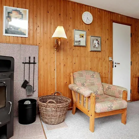 펜션 Two-bedroom Holiday In Lokken 25 *